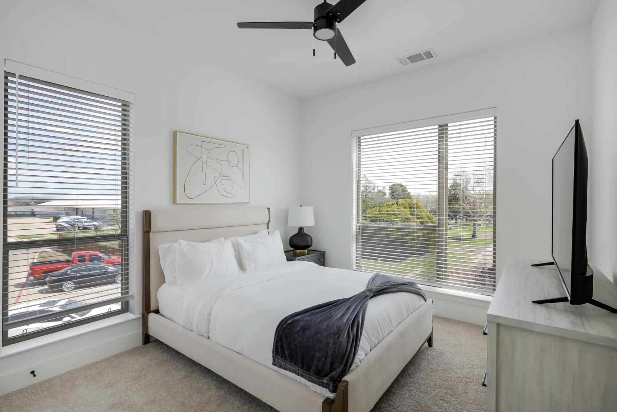 Railyard Apartments By Barsala Denton Room photo